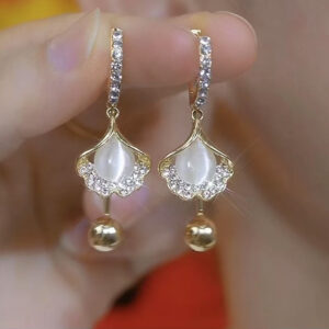 Cercei Tip Lacrimă – Design Elegant